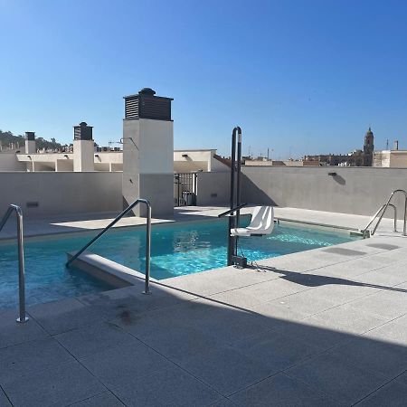Holidays2Malaga Alta Downtown Pool Paddle And Parking New Building Bagian luar foto