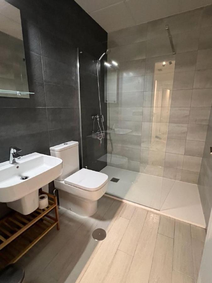 Holidays2Malaga Alta Downtown Pool Paddle And Parking New Building Bagian luar foto